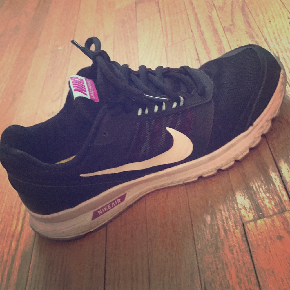 Nike Air Relentless 5 Sneakers